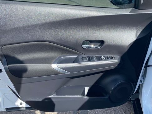 Used 2024 Nissan Kicks SV FWD image 11