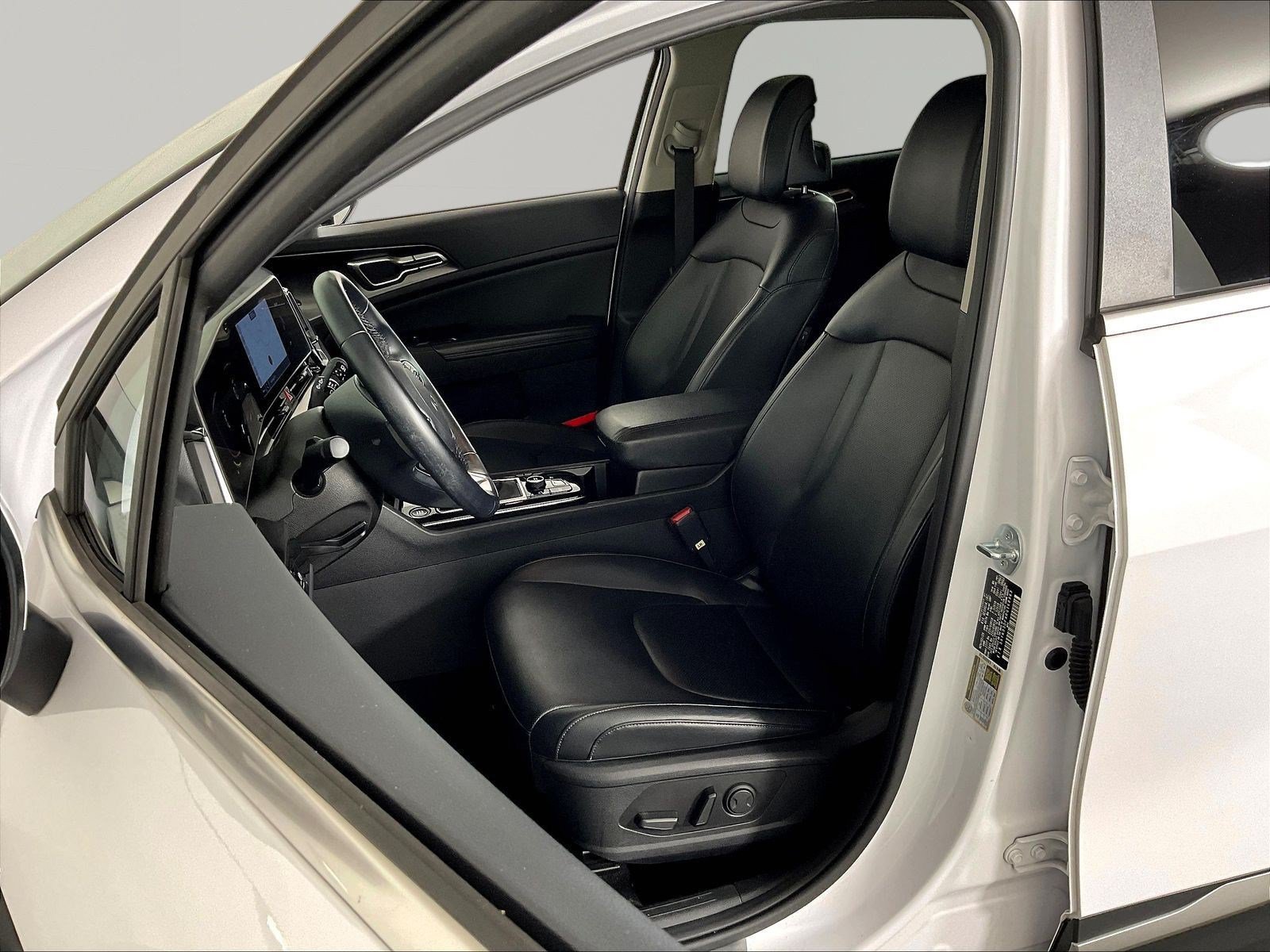 Used 2024 Kia Sportage EX FWD image 20