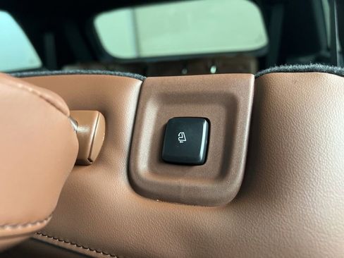 New 2026 Lincoln Aviator Reserve AWD/4WD image 32