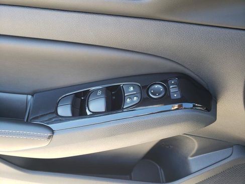 Certified 2023 Nissan Altima 2.5 SV image 24