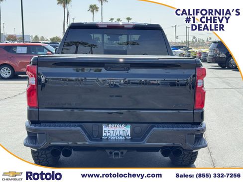 Used 2025 Chevrolet Silverado 1500 RST w/ Dark Appearance Package RWD image 5