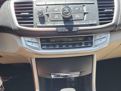 Used 2014 Honda Accord LX image 30