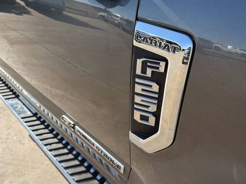 Used 2019 Ford F250 Lariat w/ Lariat Value Package image 10