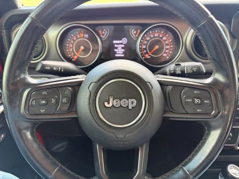 Used 2019 Jeep Wrangler Unlimited Sport S image 17