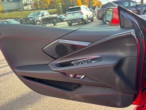 New 2024 Chevrolet Corvette Stingray Premium Conv image 19