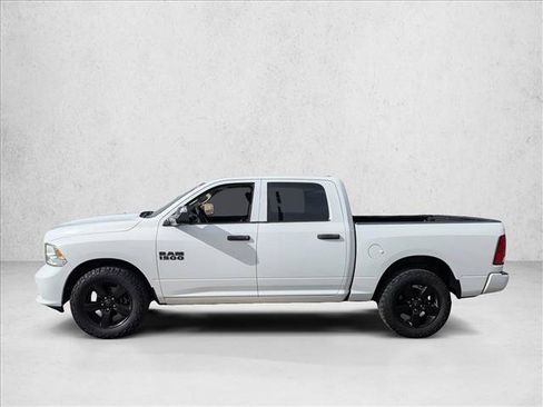 Used 2016 RAM 1500 Express RWD image 8