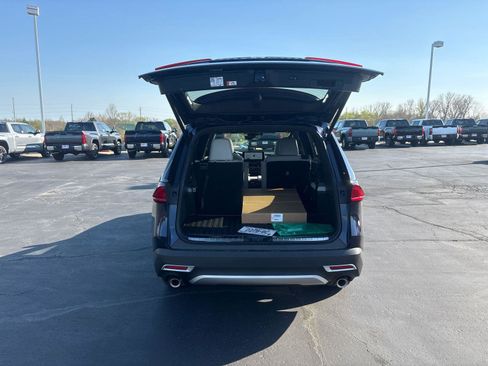 Used 2026 Toyota Grand Highlander AWD Hybrid image 10