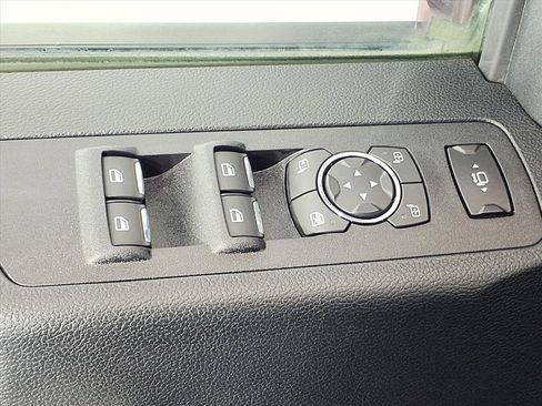 Used 2019 Ford F250 Lariat w/ Lariat Ultimate Package image 16