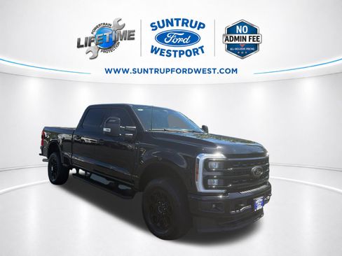 Used 2024 Ford F250 Lariat w/ Black Appearance Package AWD/4WD image 6
