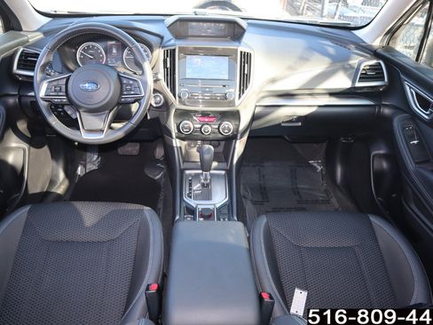 Used 2020 Subaru Forester Premium image 11