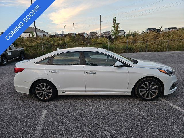 Used 2017 Hyundai Sonata Limited w/ Ultimate Package 04 FWD image 2