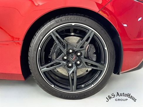Used 2021 Chevrolet Corvette Stingray Preferred Cpe w/ 2LT RWD image 41