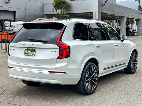 Used 2025 Volvo XC90 B6 Plus AWD/4WD image 6