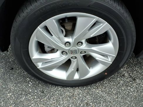Used 2024 Buick Encore GX Preferred FWD image 16