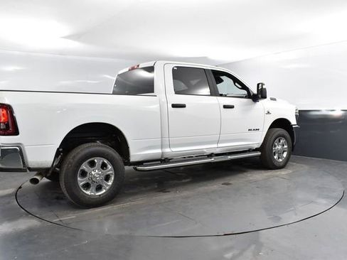 New 2025 RAM 2500 Big Horn AWD/4WD image 7