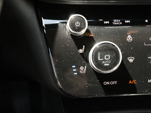 Used 2023 INFINITI QX60 Luxe w/ Cargo Package AWD/4WD image 18
