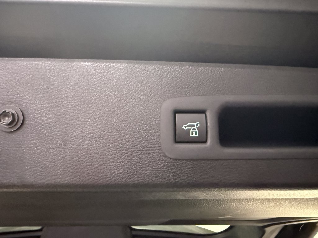 Used 2026 Toyota Sienna XSE AWD/4WD image 46