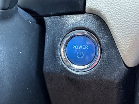 Certified 2021 Toyota RAV4 Limited image 23