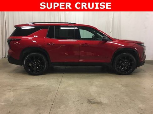 Used 2024 Chevrolet Traverse RS w/ LPO, Floor Liner Package image 2