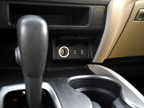 Used 2016 Honda Pilot EX image 32