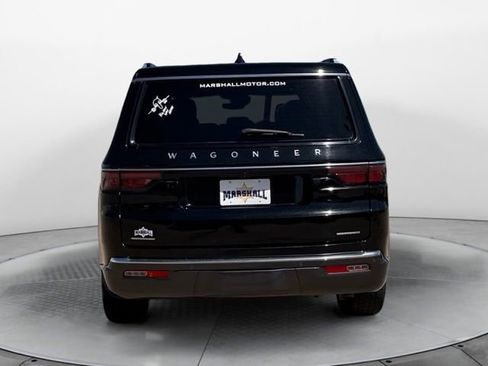 Used 2022 Jeep Wagoneer Series III image 4