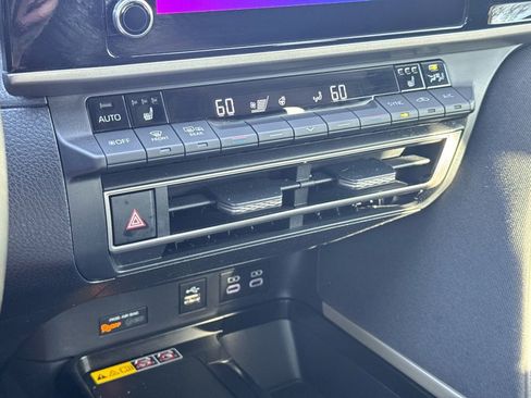 Certified 2025 Toyota Camry LE w/ Convenience Package image 32