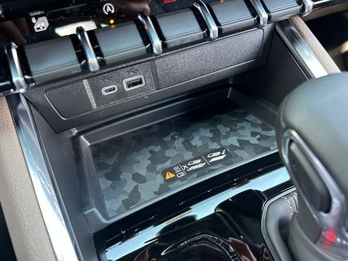 New 2026 GMC Canyon Denali AWD/4WD image 36
