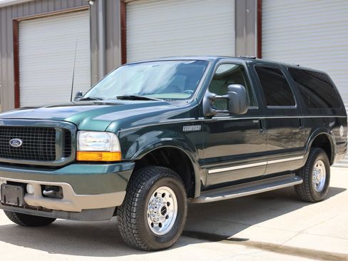 Used 2003 Ford Excursion Limited AWD/4WD image 8