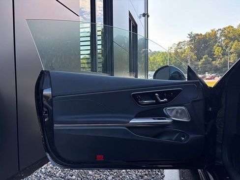 Certified 2025 Mercedes-Benz CLE 300 4MATIC Coupe image 15