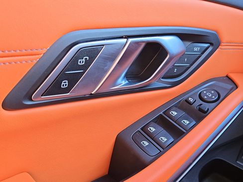 Used 2023 BMW M3 image 32