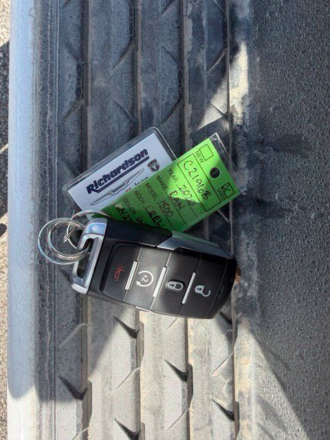 Used 2020 RAM 1500 Big Horn AWD/4WD image 13