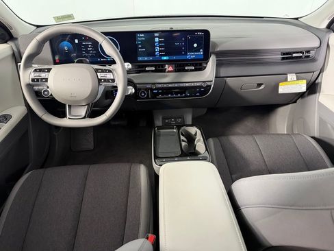 Used 2026 Hyundai Ioniq 5 SE image 13