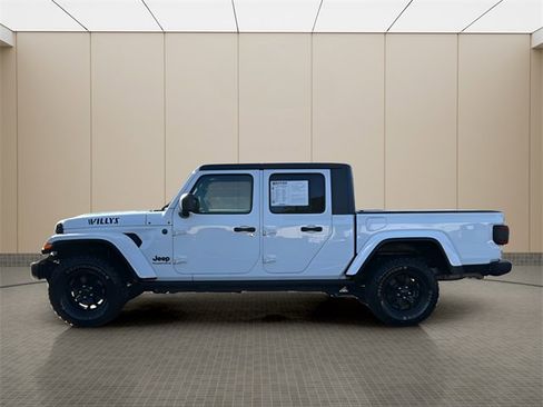 Certified 2024 Jeep Gladiator Sport image 2