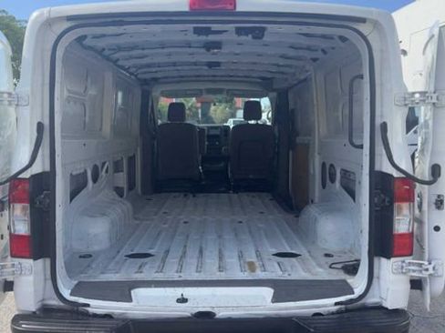 Used 2021 Nissan NV 2500 S image 28