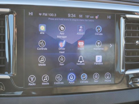 Used 2017 Chrysler Pacifica Touring-L image 23