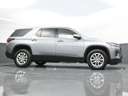 Used 2023 Chevrolet Traverse LS w/ Safety Package image 43