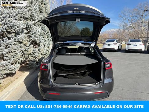 Used 2024 Tesla Model Y Long Range image 33