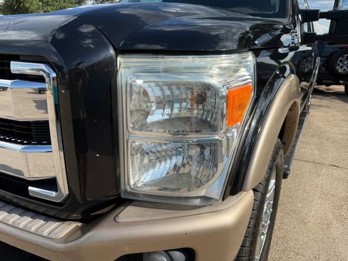 Used 2013 Ford F250 King Ranch w/ King Ranch w/Chrome Pkg AWD/4WD image 9