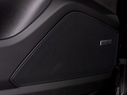 New 2026 Porsche Cayenne S image 16