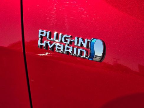 Certified 2024 Toyota RAV4 XSE w/ Premium Package AWD/4WD image 14