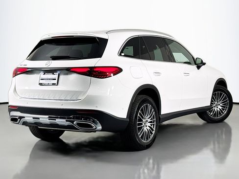 New 2026 Mercedes-Benz GLC 300 image 11