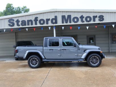Used 2021 Jeep Gladiator Overland w/ Popular Equipment Package
