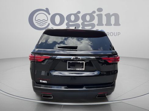 Certified 2023 Chevrolet Traverse Premier w/ Redline Edition FWD image 4