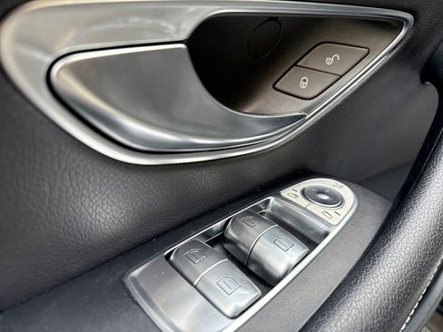 Used 2018 Mercedes-Benz E 400 4MATIC Coupe image 15