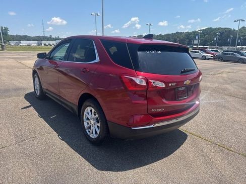 Used 2019 Chevrolet Equinox LT w/ Driver Convenience Package FWD image 5