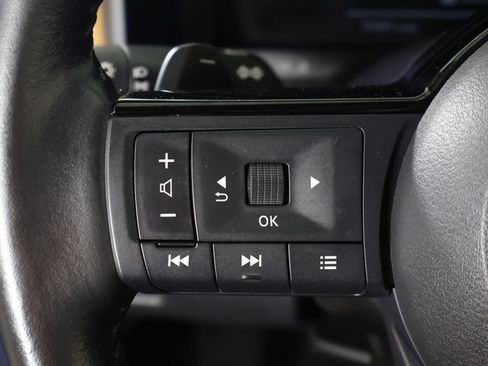 Used 2023 Nissan Rogue Platinum AWD/4WD image 43