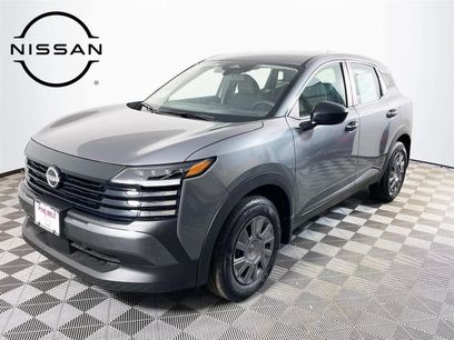 New 2025 Nissan Kicks S