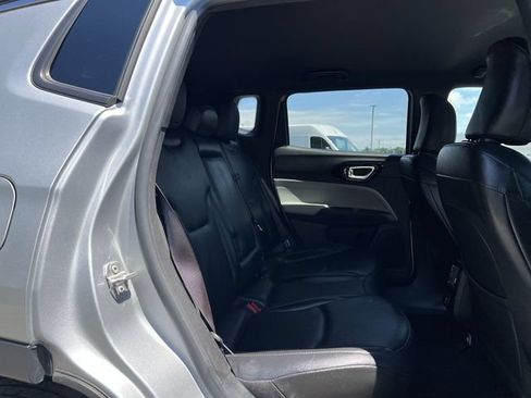 Used 2025 Jeep Compass Limited AWD/4WD image 26