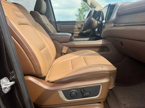 Used 2019 RAM 1500 Laramie Longhorn AWD/4WD image 14