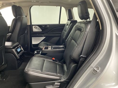 Used 2020 Lincoln Aviator Reserve w/ Equipment Group 202A image 16